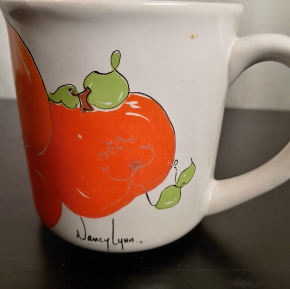 Vintage Nancy Lynn Anthropomorphic Smiling Fruit Coffee Mug Collectible Décor - Picture 6 of 10